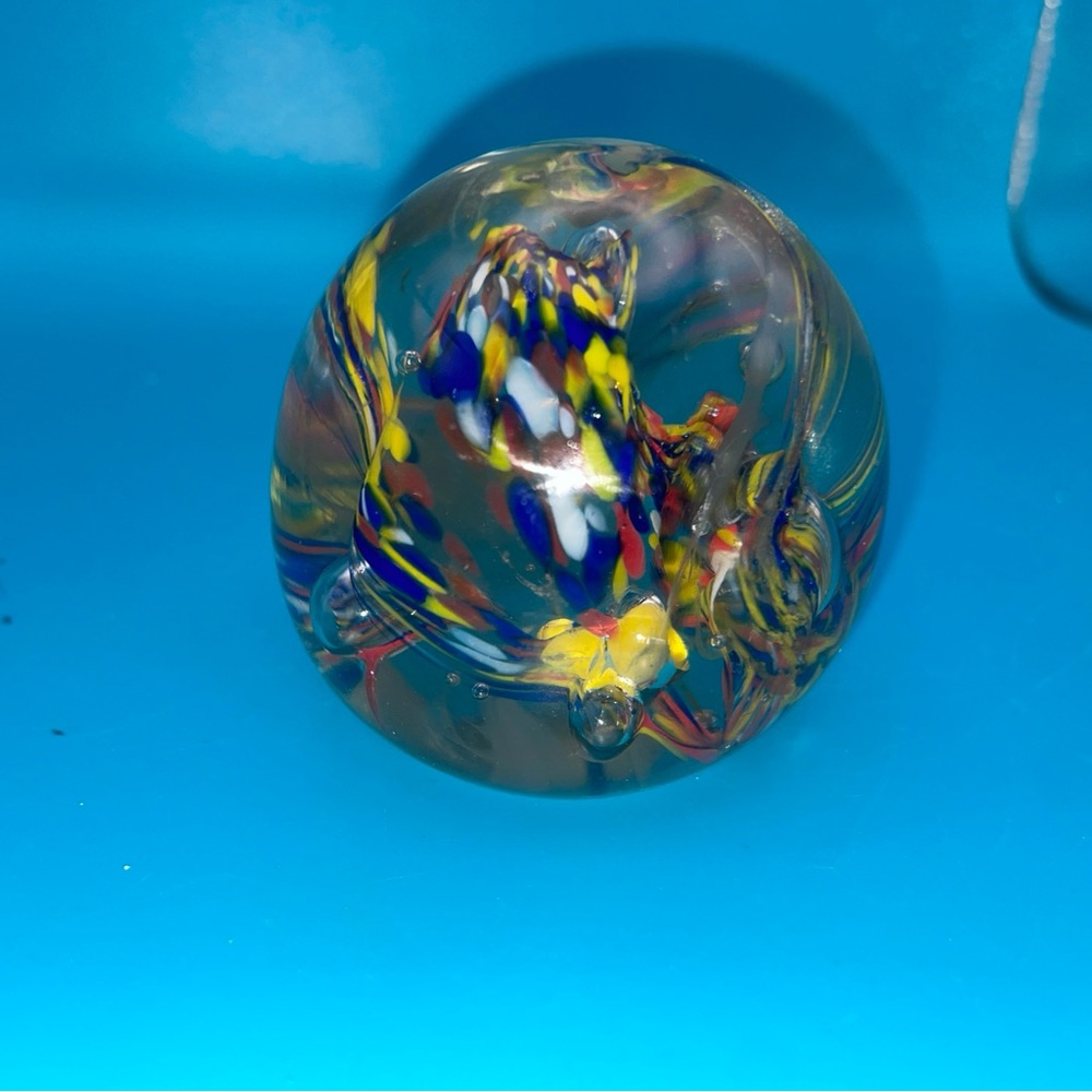 murano small glass paperweight clear w/ multicolor Confetti & controlled Bubble
